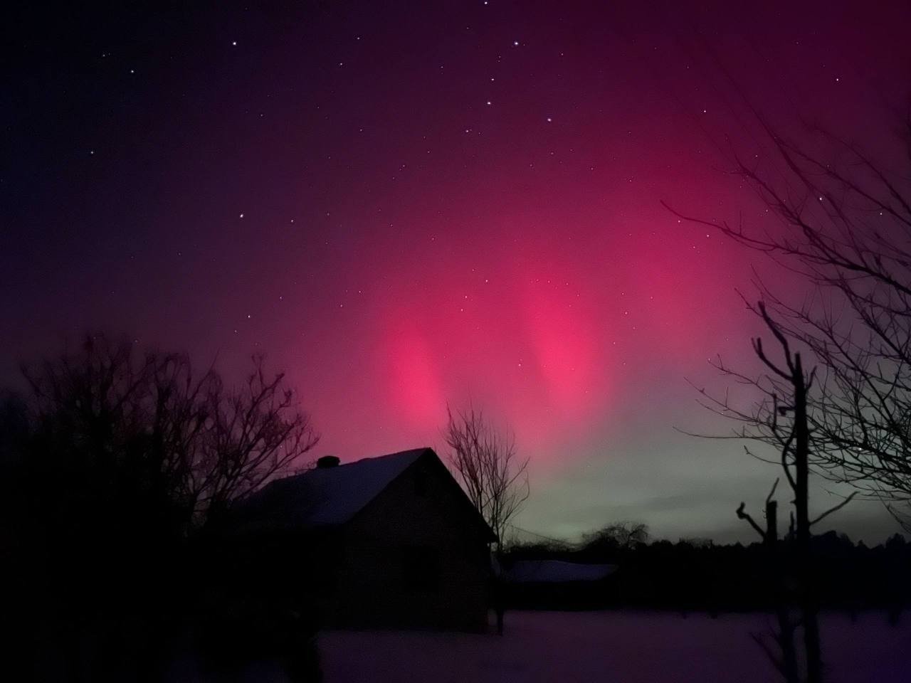 Північне сяйво в Україні в ніч проти 20 січня: чому з'явилося і як ...